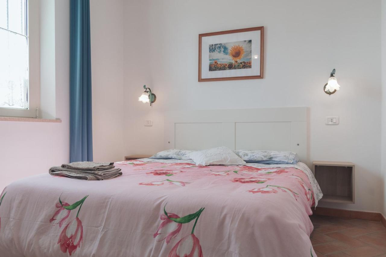 Agriturismo Case Al Sole โลเรโต ภายนอก รูปภาพ