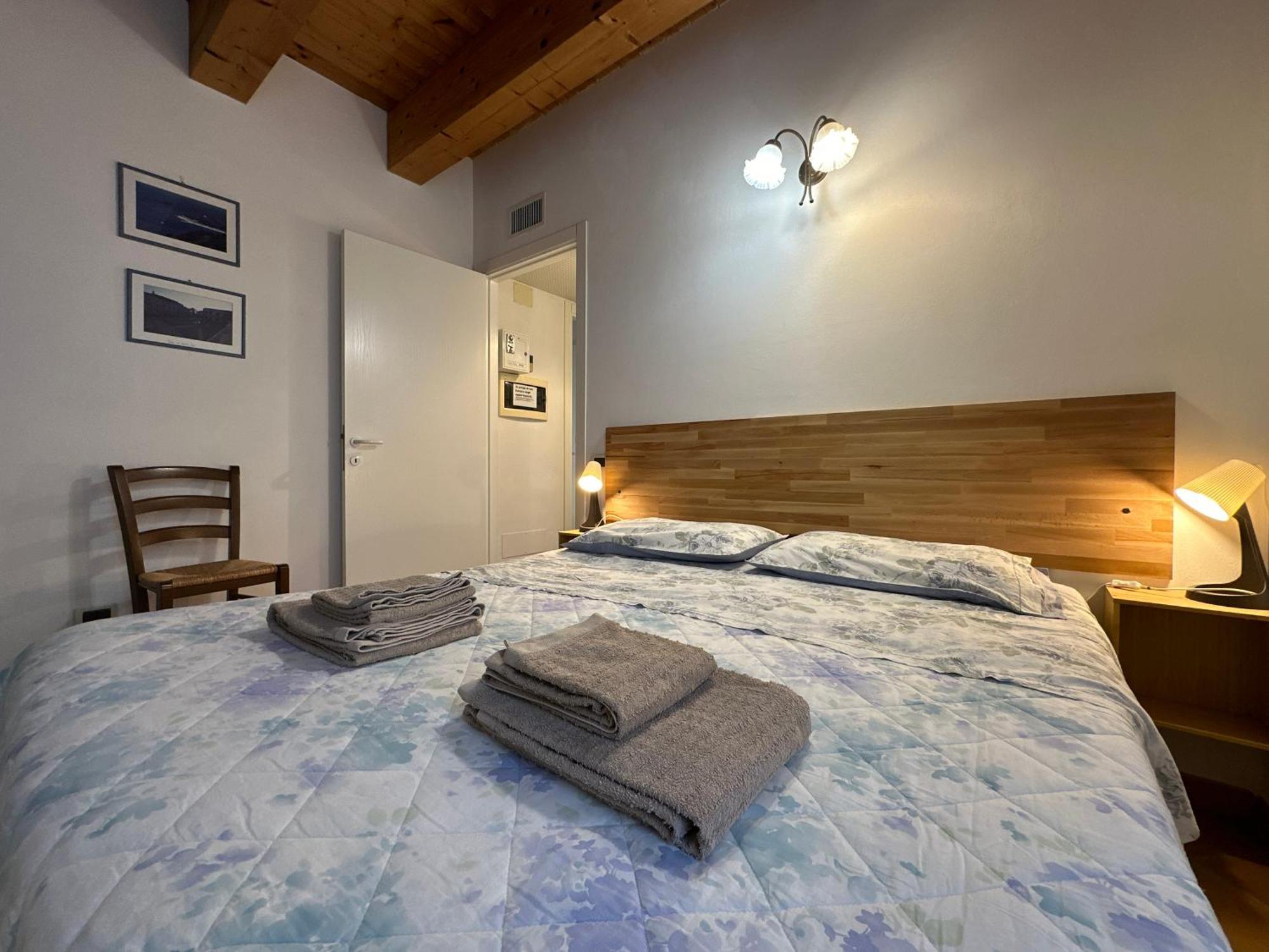 Agriturismo Case Al Sole โลเรโต ภายนอก รูปภาพ